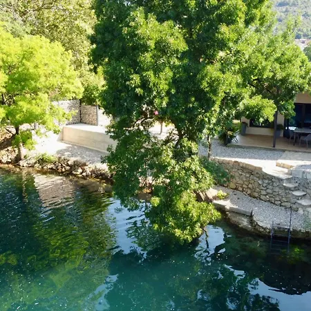 Riverside * Trebizat